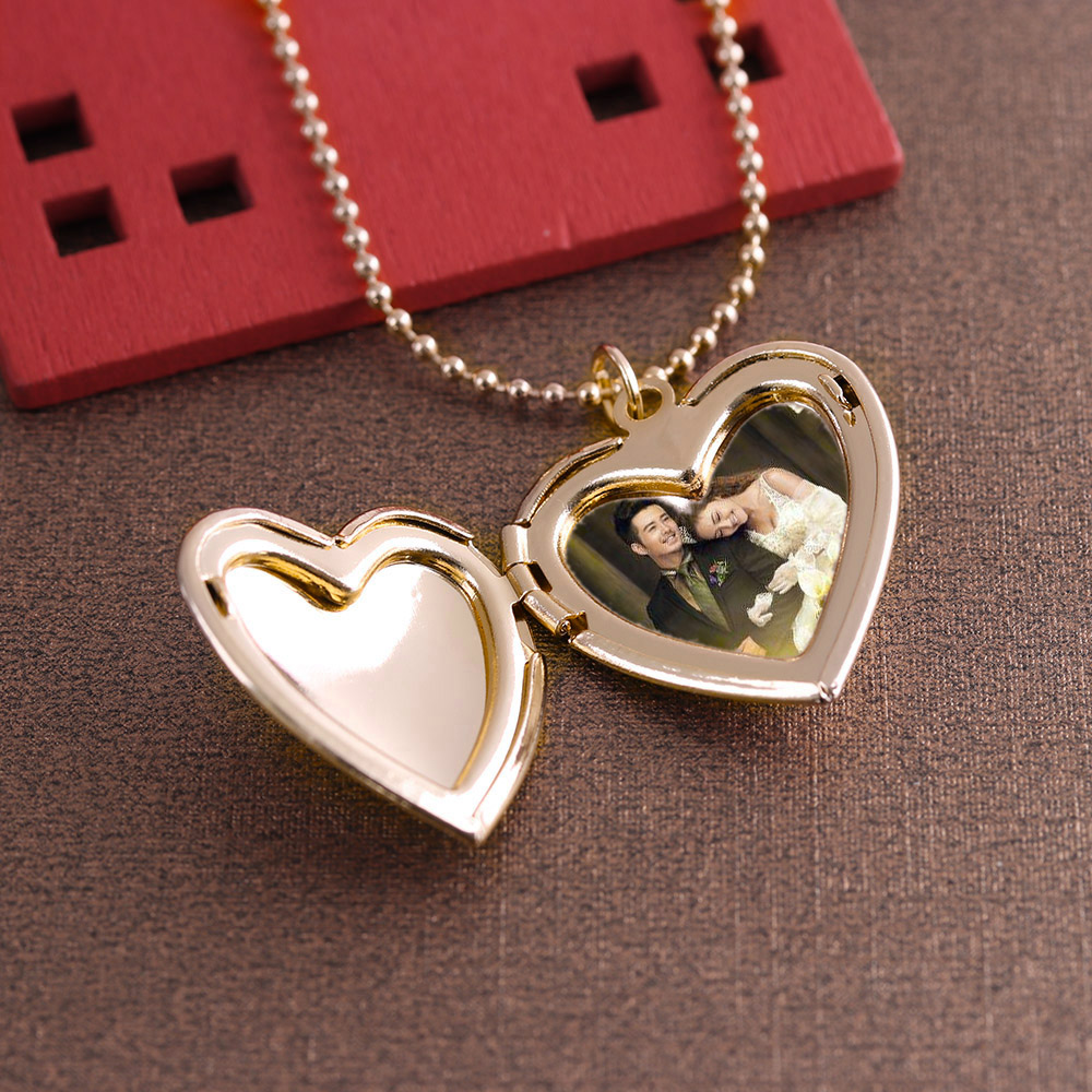 Heart Locket Necklace Photo - HOOH 1 Hình Trái Tim Người