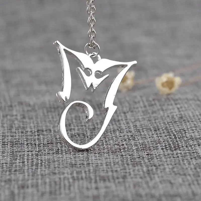 Necklace of International Supe - đánh giá và giá Anime Pendant Necklace