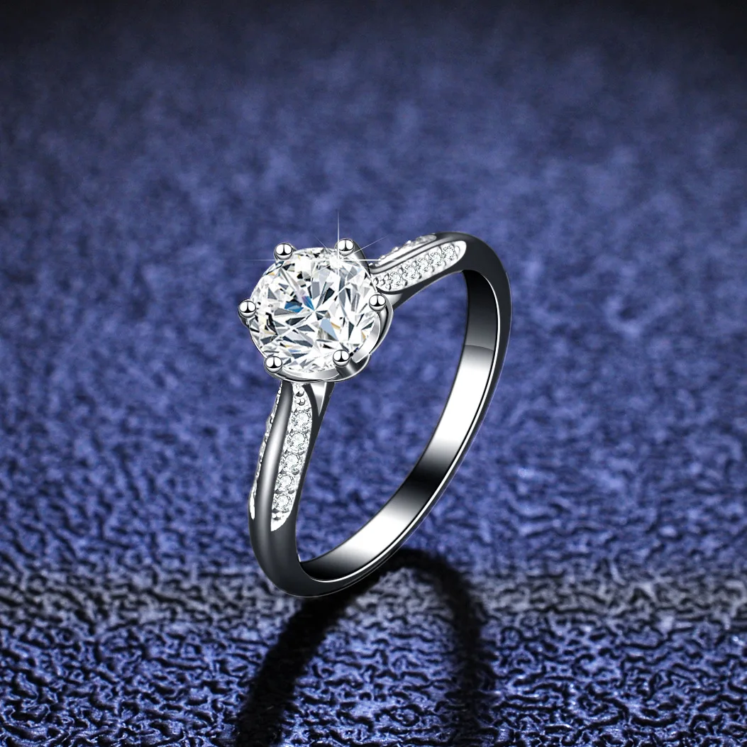 Lumira 1 Carat Mossanet Engage - đánh giá và giá Moissanite Engagement Ring 1 Carat