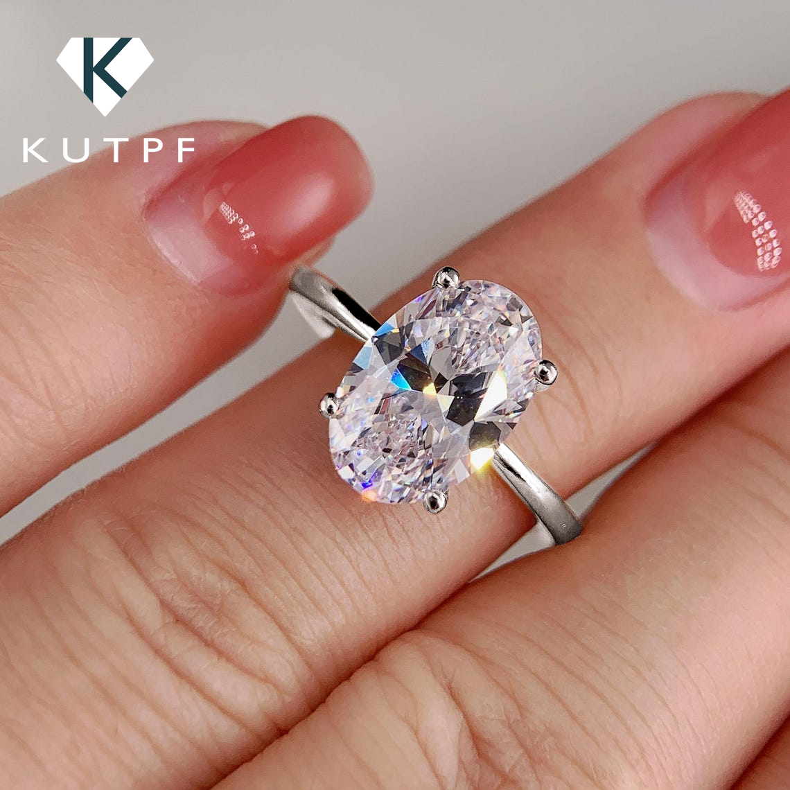 Nhẫn đính hôn Moissanite hình  - đánh giá và giá Moissanite Engagement Ring 1 Carat